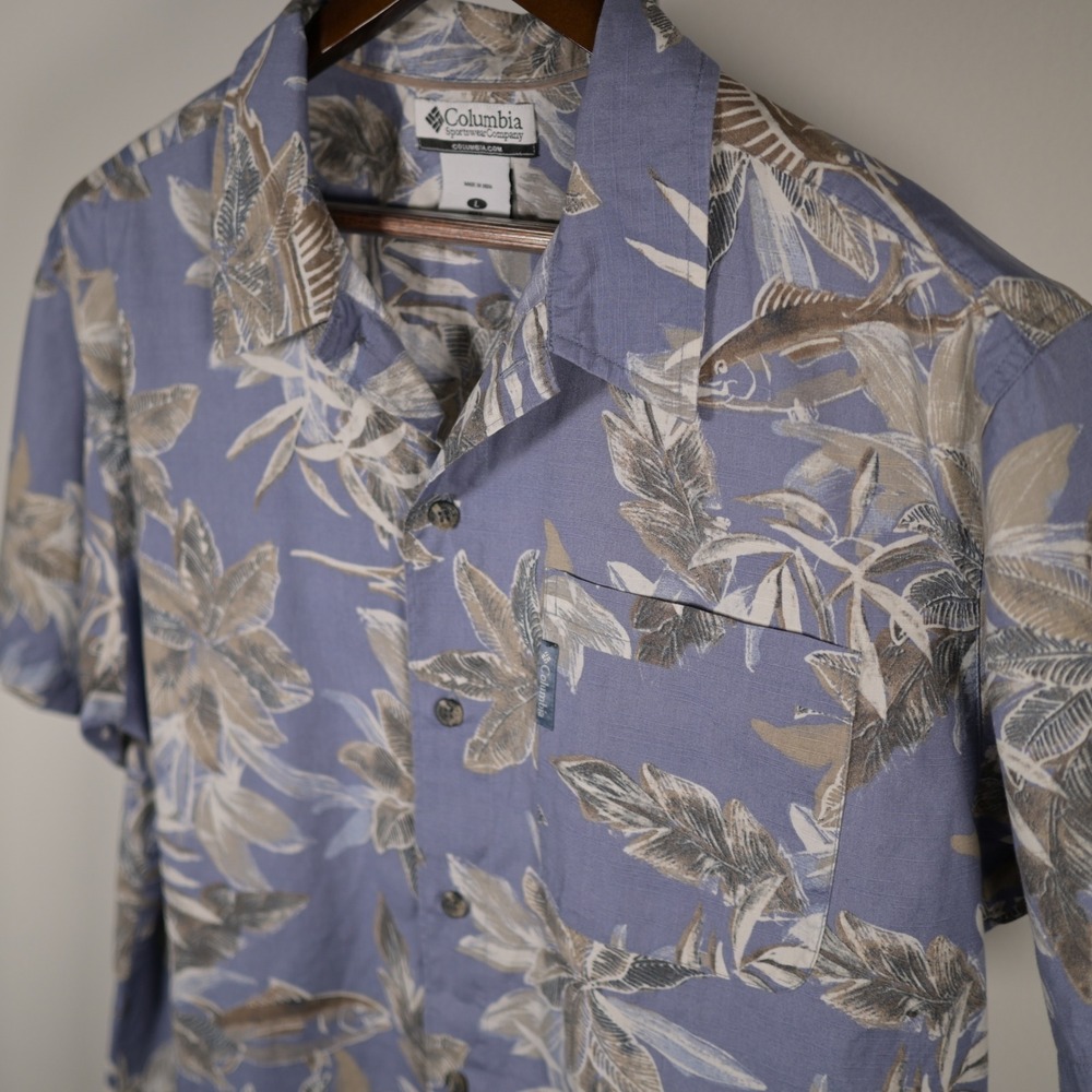 Columbia Mens L Blue Tropical Fish Print Cotton Button-up short sleeve Shirt